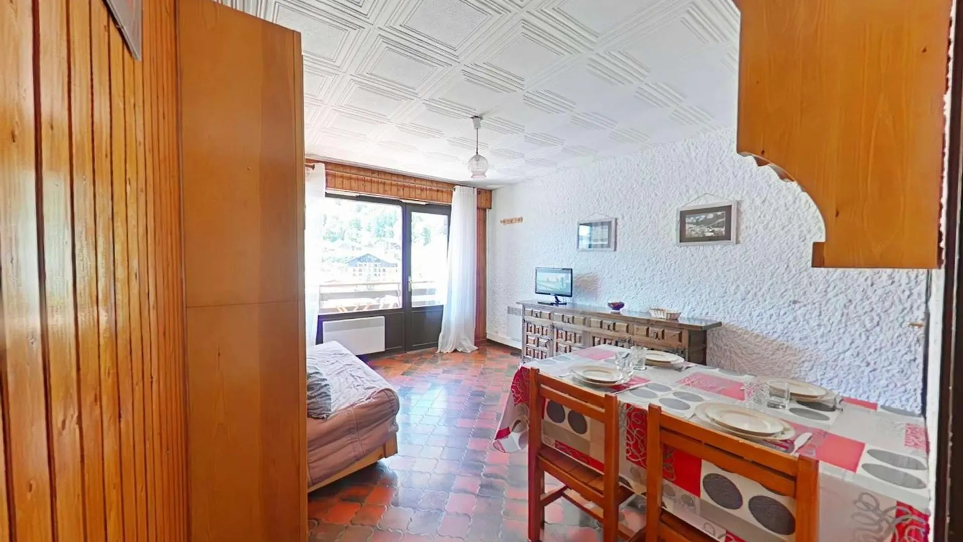 kontakty Studio Pied Des Pistes - 4 Pers, Balcon Sud, Casier A Ski, Parking - Fr-1-241-126